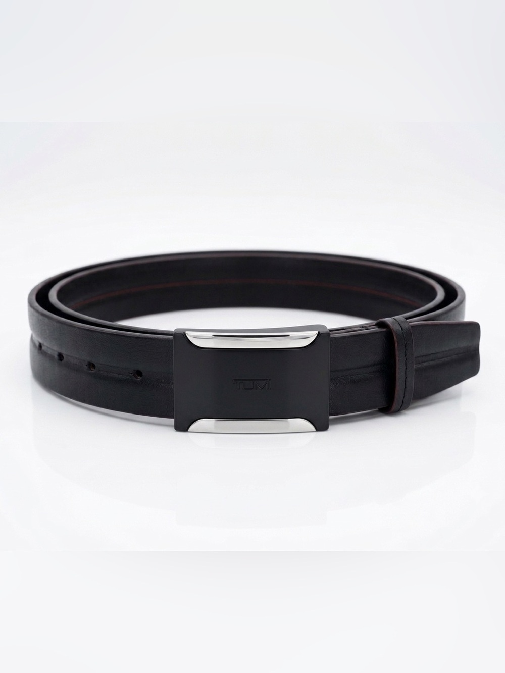 TUMI Rectangle Buckle Logo Smooth Leather Belt Black Silver 40 100 XL Minimalist